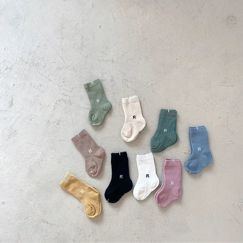 Korean Baby Socks - Solid Color With Letter R Short Socks